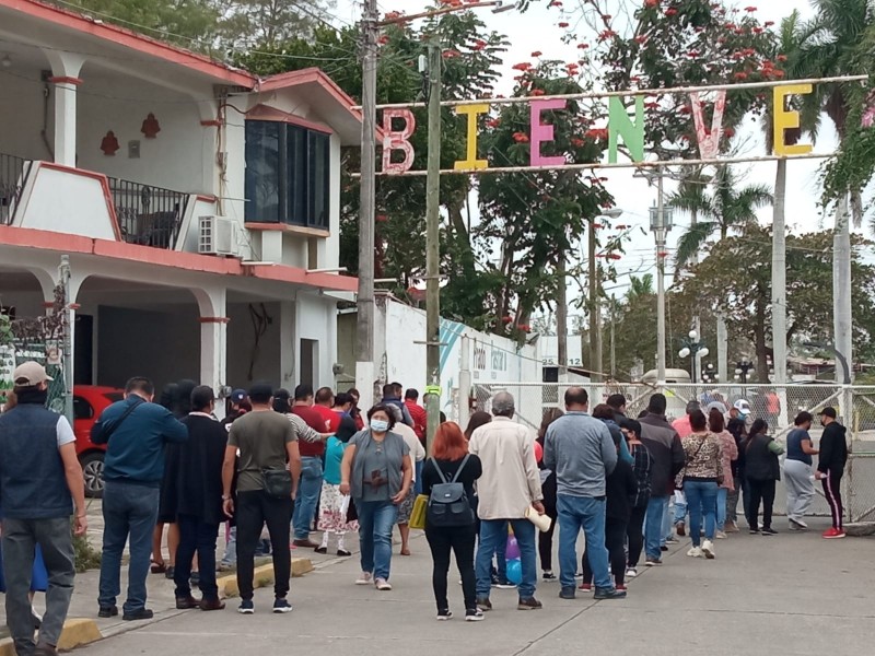 Inicia jornada de vacunación de refuerzo y rezagos en Tuxpan