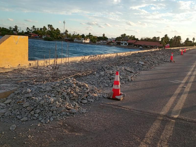 Inicia la rehabilitación de puente y andadores de El Maviri