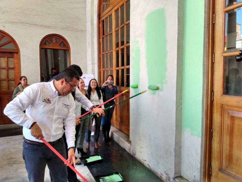 Inicia mantenimiento a fachada del teatro obrero