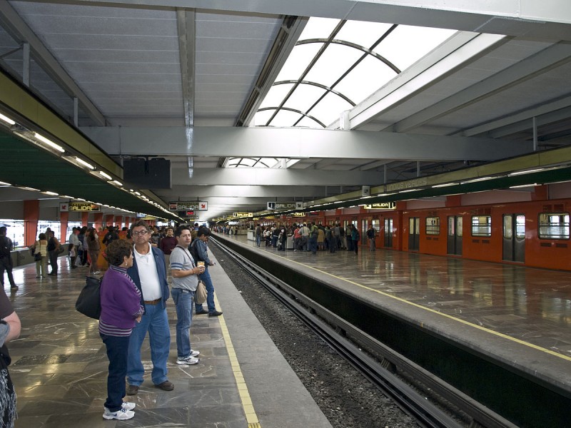 Inicia mantenimiento en el Metro