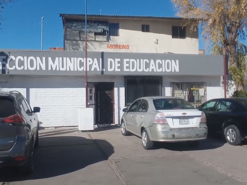 Inicia pago de becas municipales a estudiantes