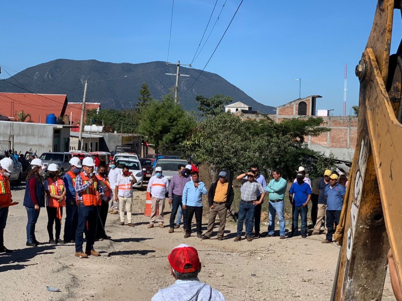 Inicia periodo de obras de pavimentación en Ixtapa