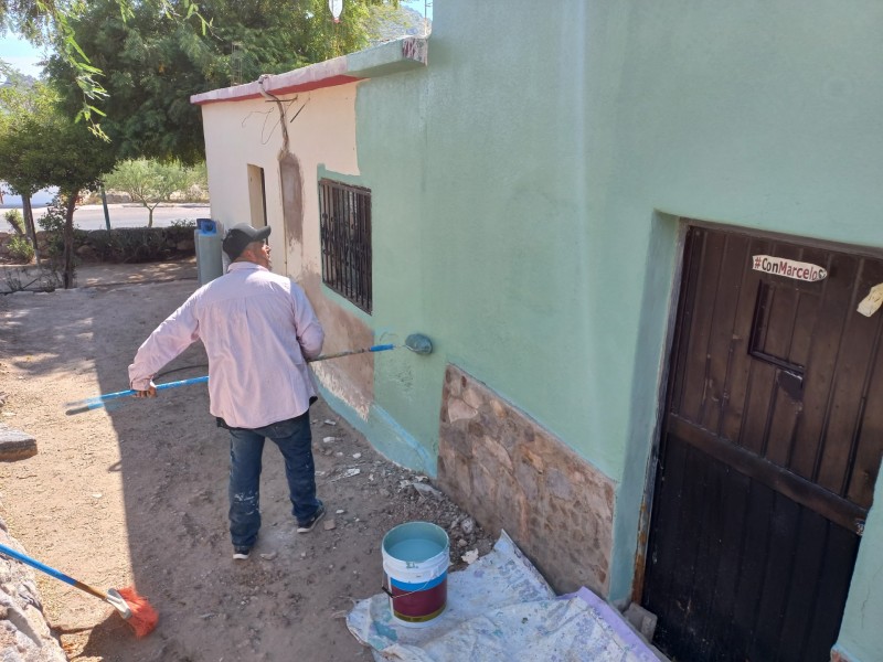 Inicia pintado de fachadas en colonia Viila de Seris