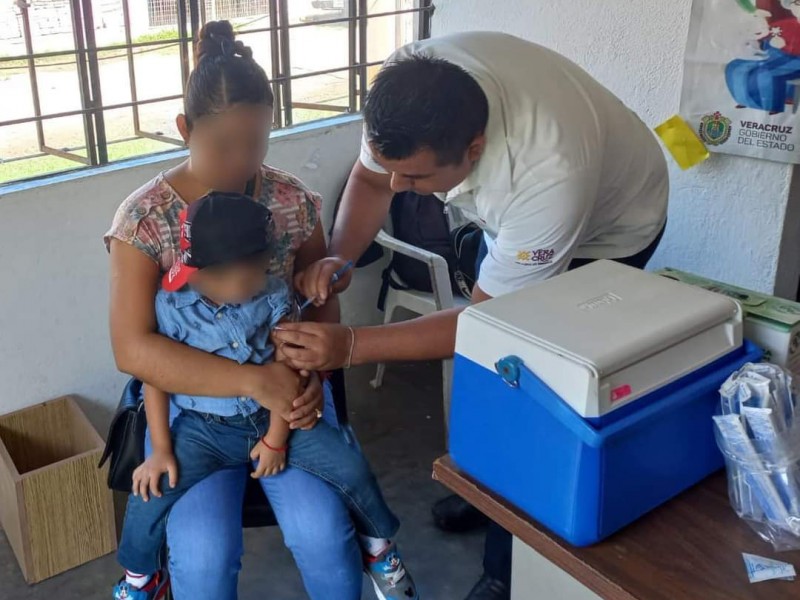 Inicia Programa de Vacunación Universal Infantil