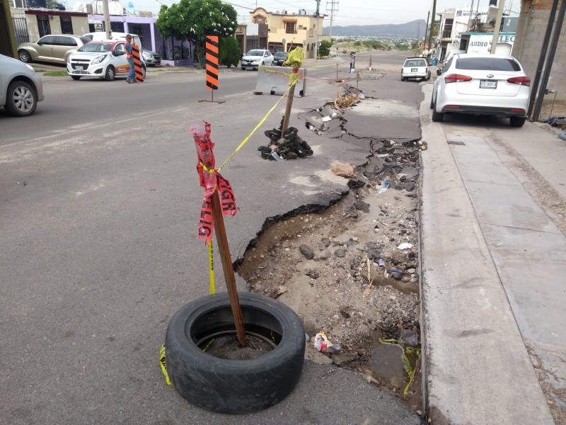 Inicia reparación de hundimiento en Los Ángeles