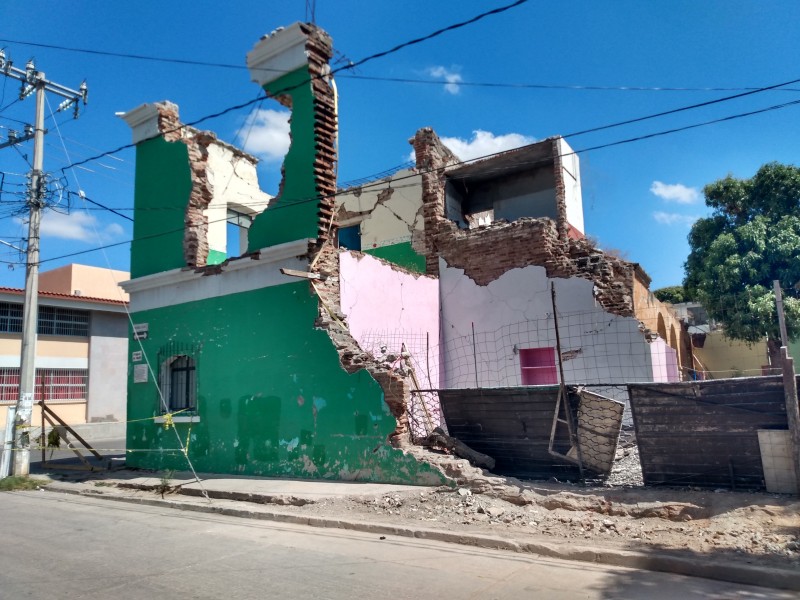 Inicia restauración de la Casa del General Charis