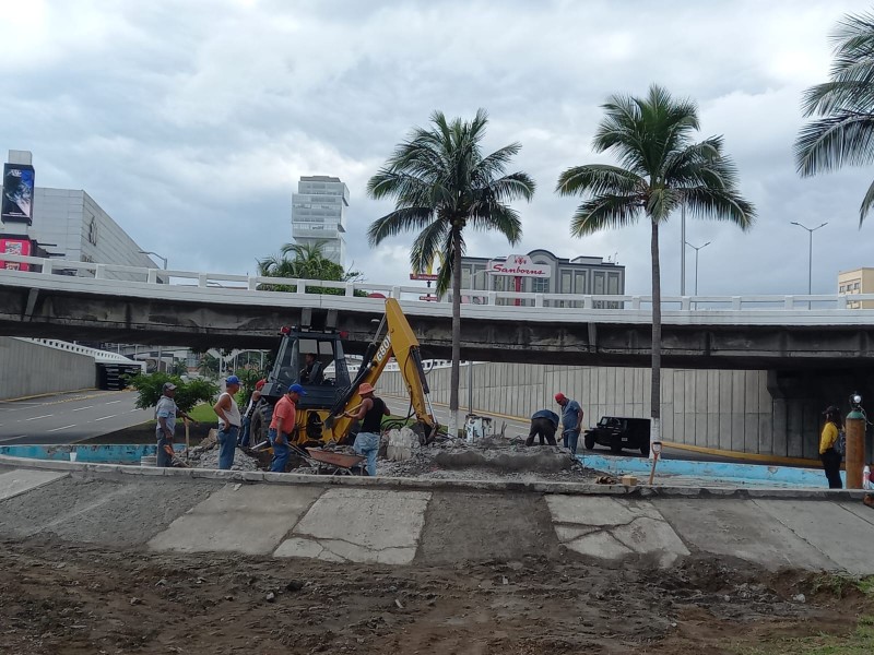 Inicia retiro de base donde se ubicaban voladores de Papantla