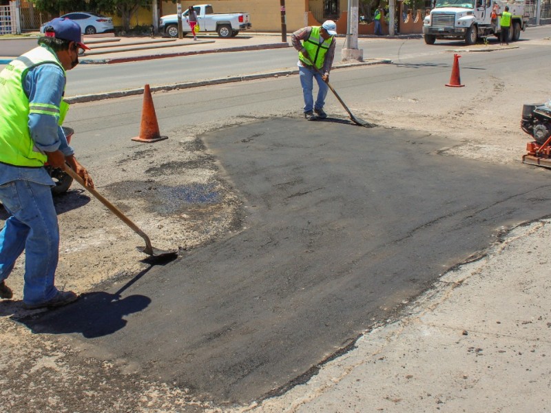 Inicia trabajo de bacheo en Guaymas