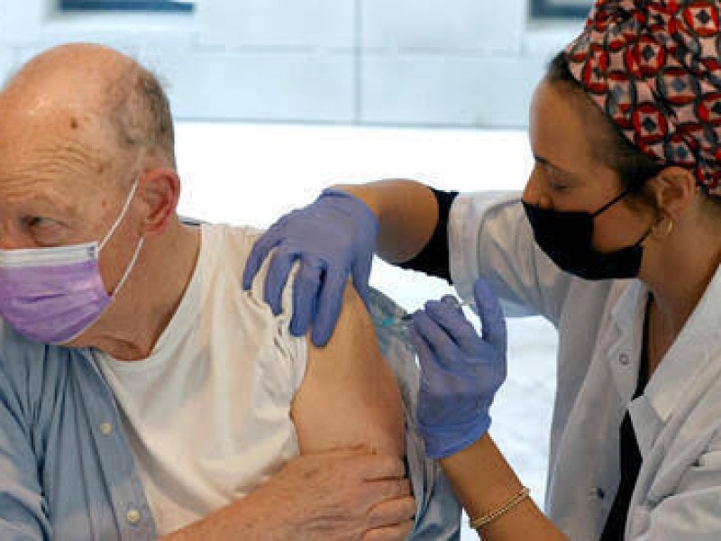 Inicia vacunación contra COVID-19 para adultos mayores de SJR
