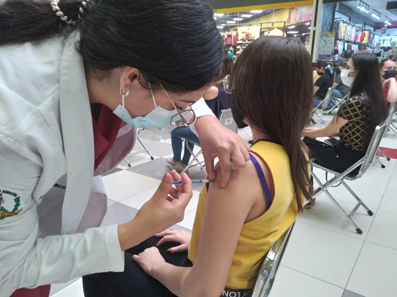 Inicia vacunación de jóvenes en Los Mochis