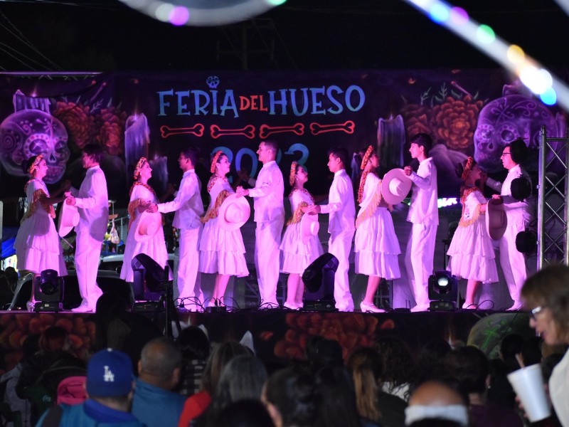 Inician actividades de la feria del hueso