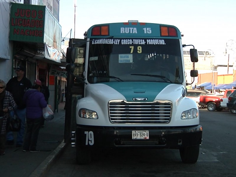 Inician cursos de capacitación a operadores del transporte publico.