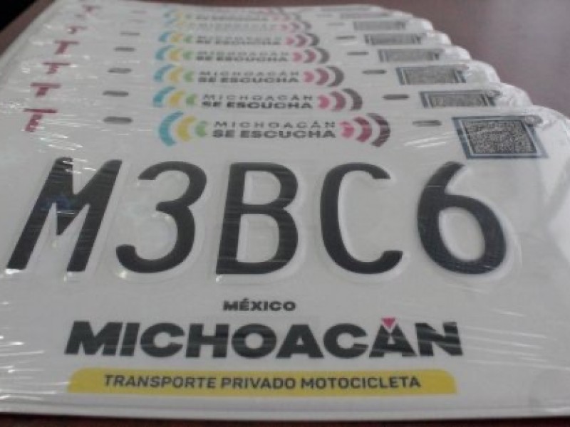 Inician entrega de placas para motocicletas en Zamora