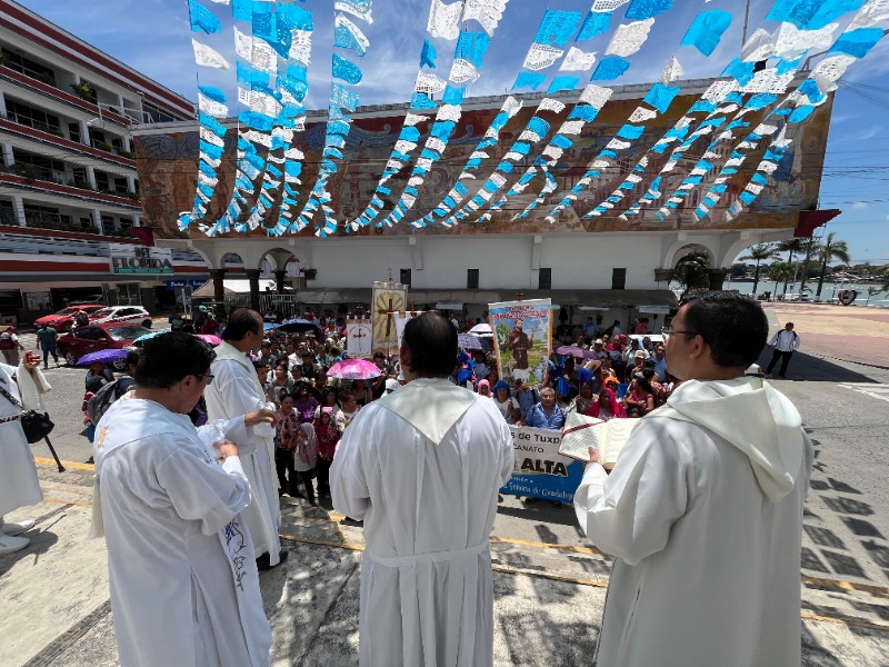 Inician festejos en honor a la Virgen de la Asunción