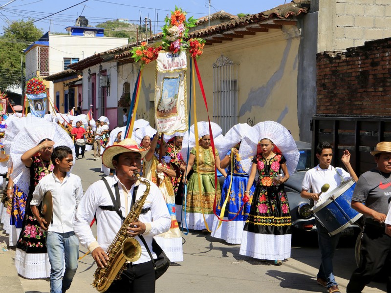 Inician fiestas patronales en Tehuantepec