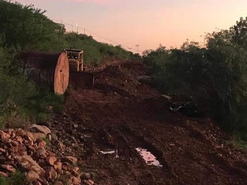 Inician labores de construcción en el Cerro para evitar inundaciones