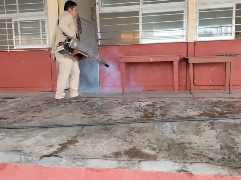 Inician limpieza en escuelas de Chiapas