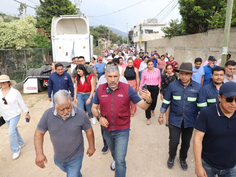 Inician obras de pavimentación en colonia Plan de Ayala