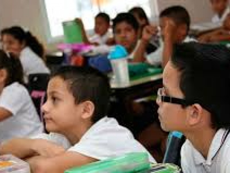 Inician preinscripciones en escuelas poblanas