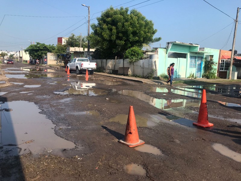 Inician trabajos ahora sí en colonia El Fénix