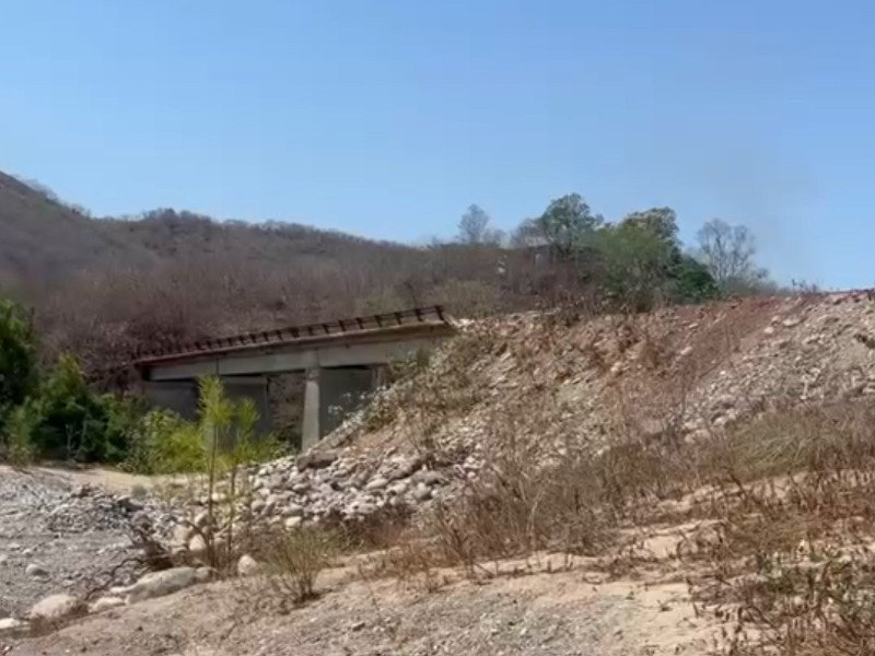 Inician trabajos de construcción del puente que unirá La Unión con Coahuayutla