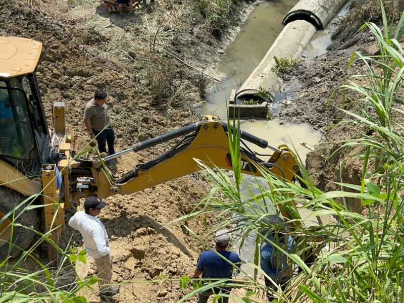 Inician trabajos de desazolve en la colonia Nueva Italia