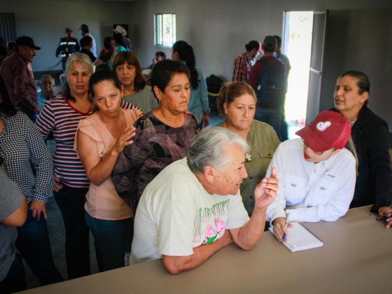 Inician trabajos de electrificación en la localidad Mesa Tres Ríos