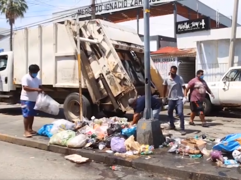 Inician trabajos de limpieza en calles y avenidas de SalinaCruz