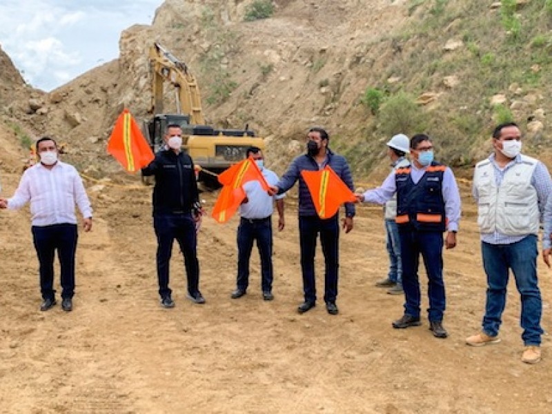 Inician trabajos de obra en la carretera Barranca Larga-Ventanilla