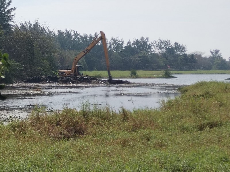 Inician trabajos de remediación en la laguna Lagartos de Veracruz