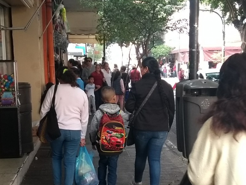 inician vacaciones más de un millón de estudiantes