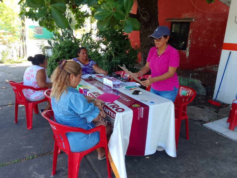 Inició entrega de tarjetas de Bienestar en colonias de Veracruz