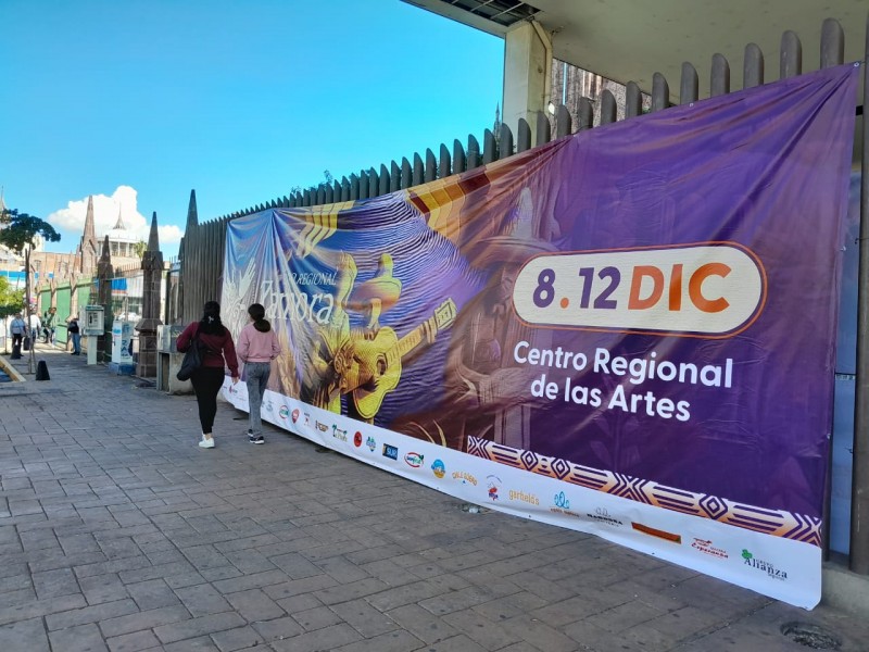 Inició la expo regional Zamora, participan 80 comerciantes 