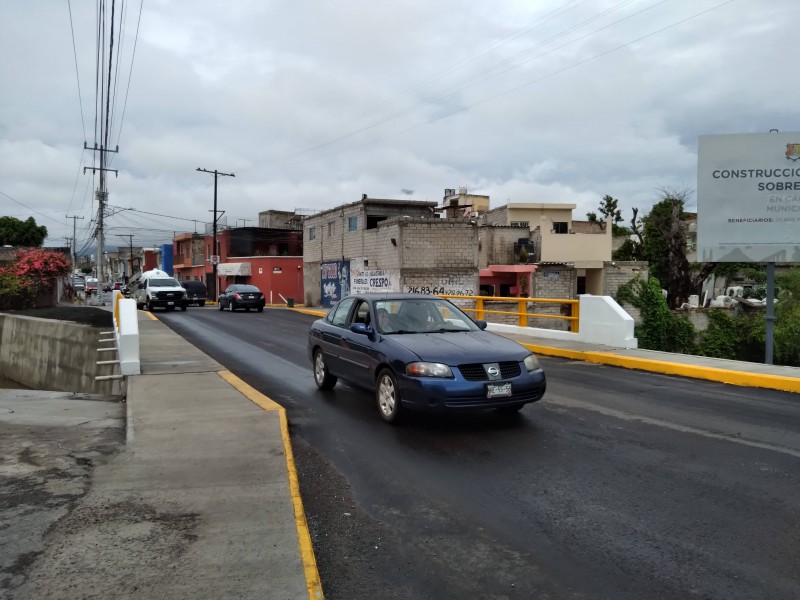 Inseguro para transeúntes nuevo puente de la Querétaro