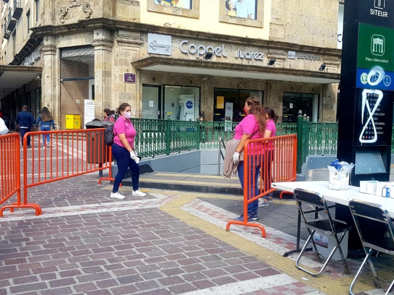 Instala Guadalajara 19 filtros sanitarios en zona Centro