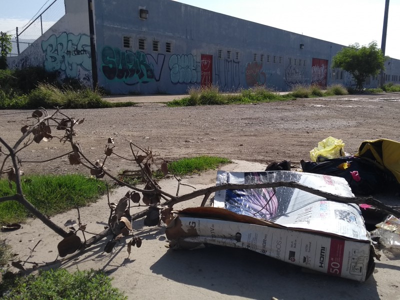 Instalaciones deportivas en el olvido