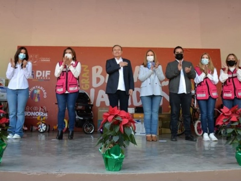 Instalan Bazar Navideño en Sonora