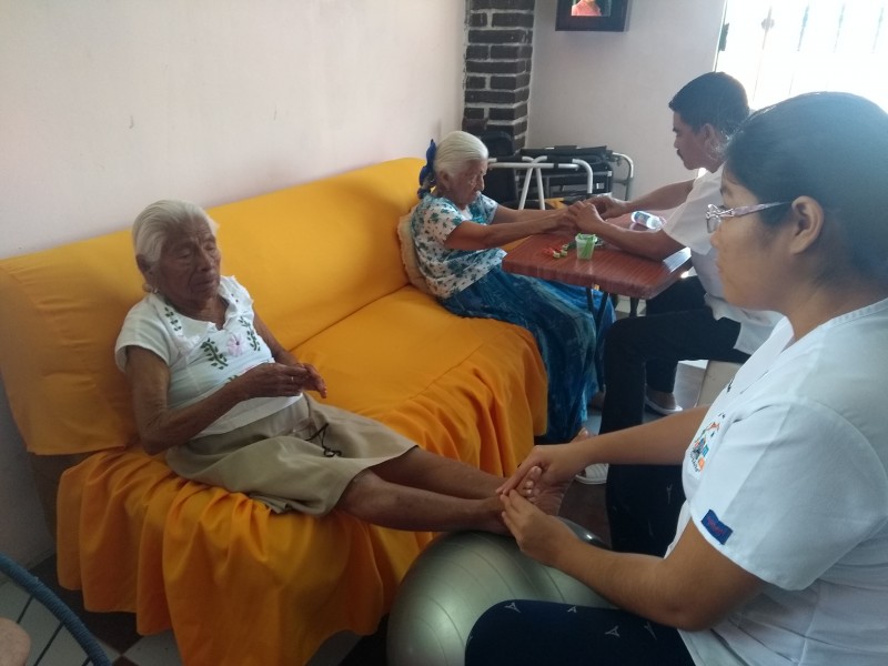 Instalan casa para adultos mayores en Salina Cruz
