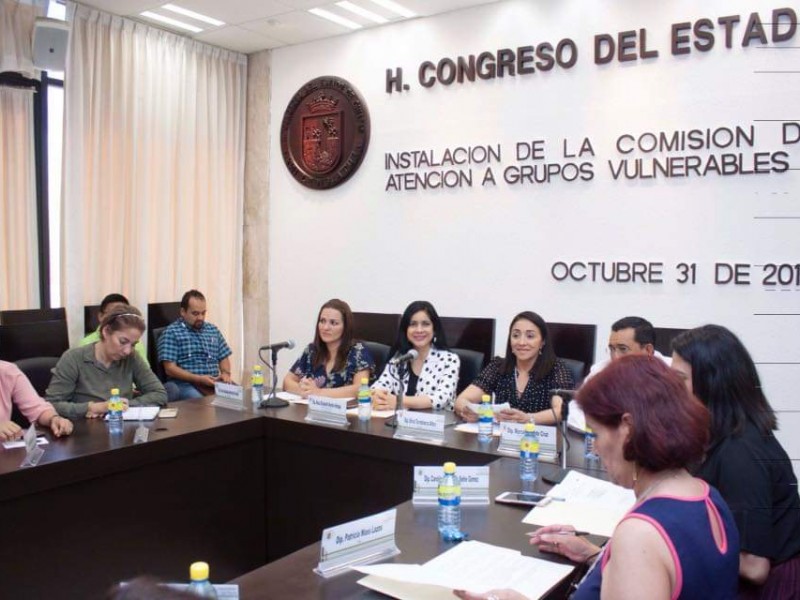 Instalan comisiones en el congreso