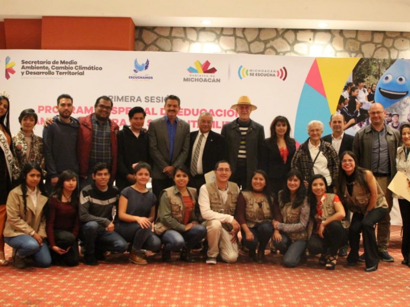 Instalan Comité de Educación Ambiental en Michoacán