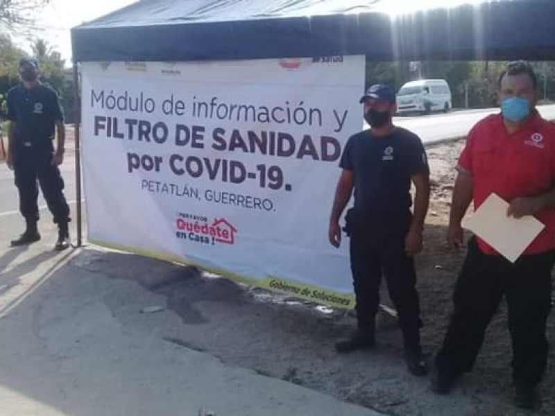 Instalan filtros sanitarios en Petatlán