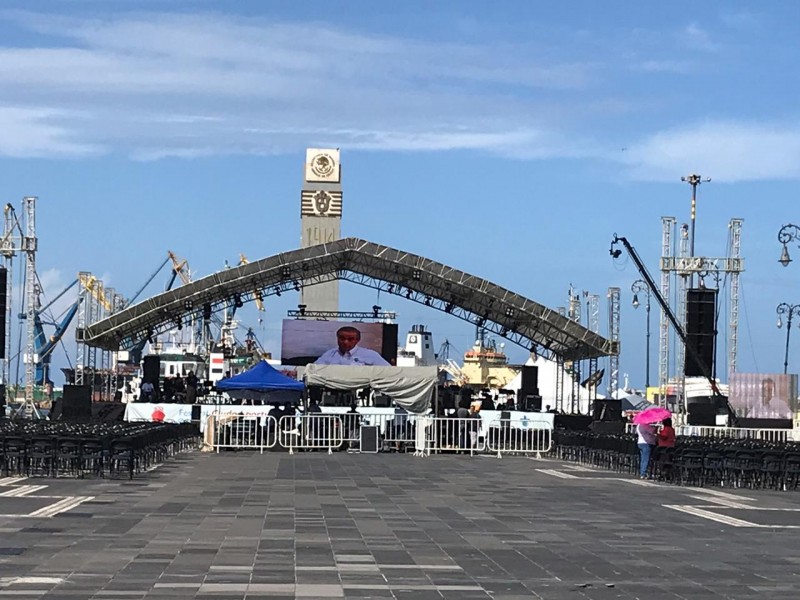 Instalan pantalla por apertura del nuevo puerto