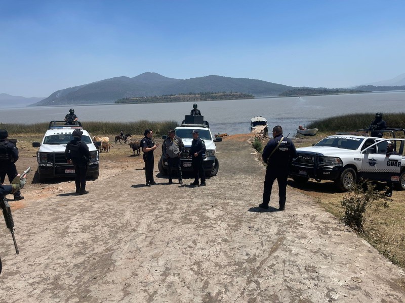 Instan a denunciar huachicol de agua en el lago de Pátzcuaro
