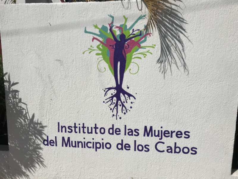 Instituto de las Mujeres atiende a víctimas de violencia