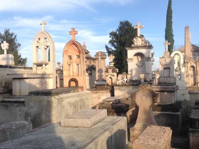 Insuficiente el panteón para muertos Covid-19 en Jerez