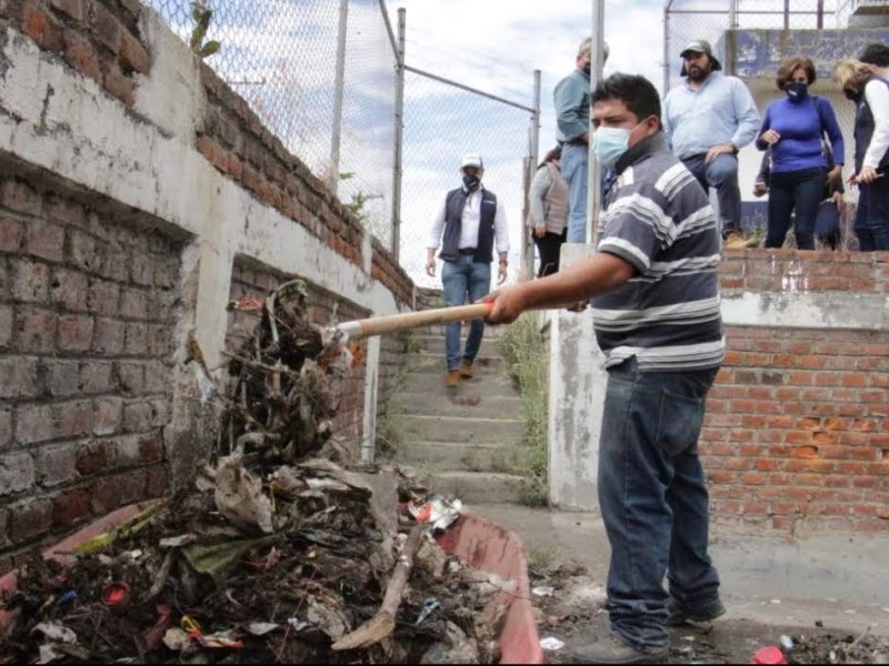 Insuficiente limpieza de canales y drenes por exceso de basura