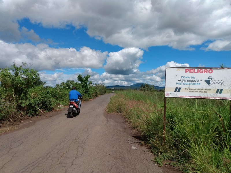 Insuficiente rehabilitación del camino rural de los Espinos