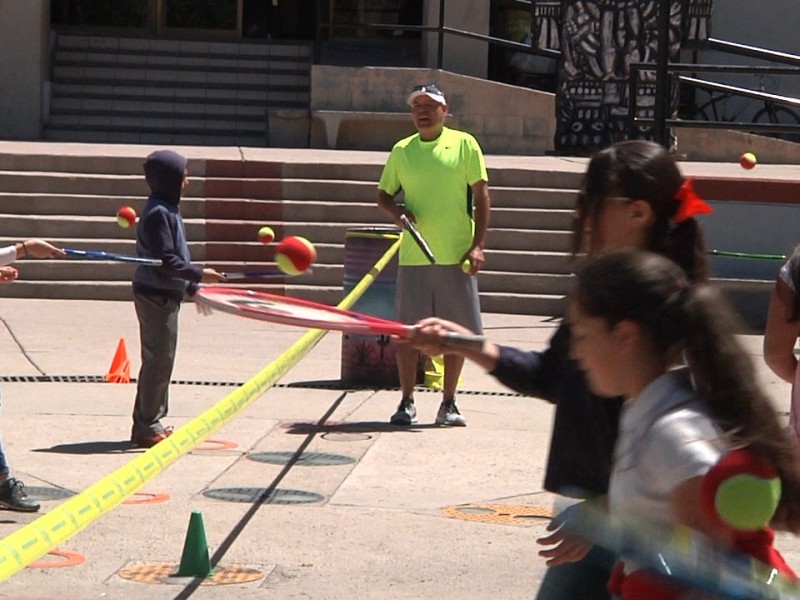 Integran a niños y jóvenes en programa BYTE