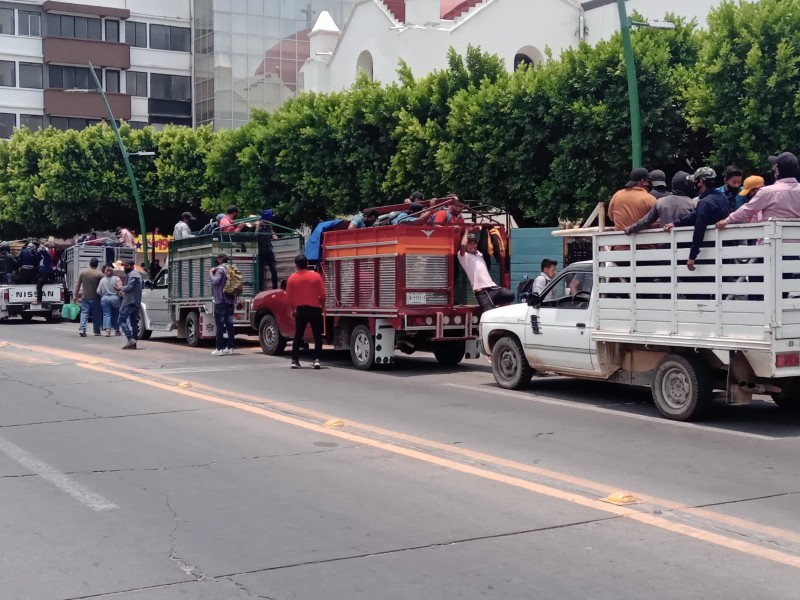 Integrantes de el Machete arriban a Tuxtla piden nuevo concejo