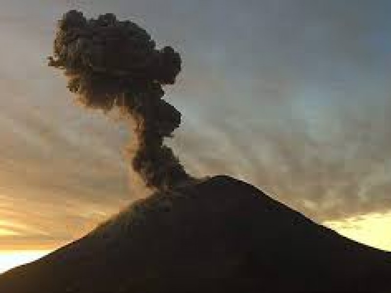 Intensa actividad en el Popocatépetl